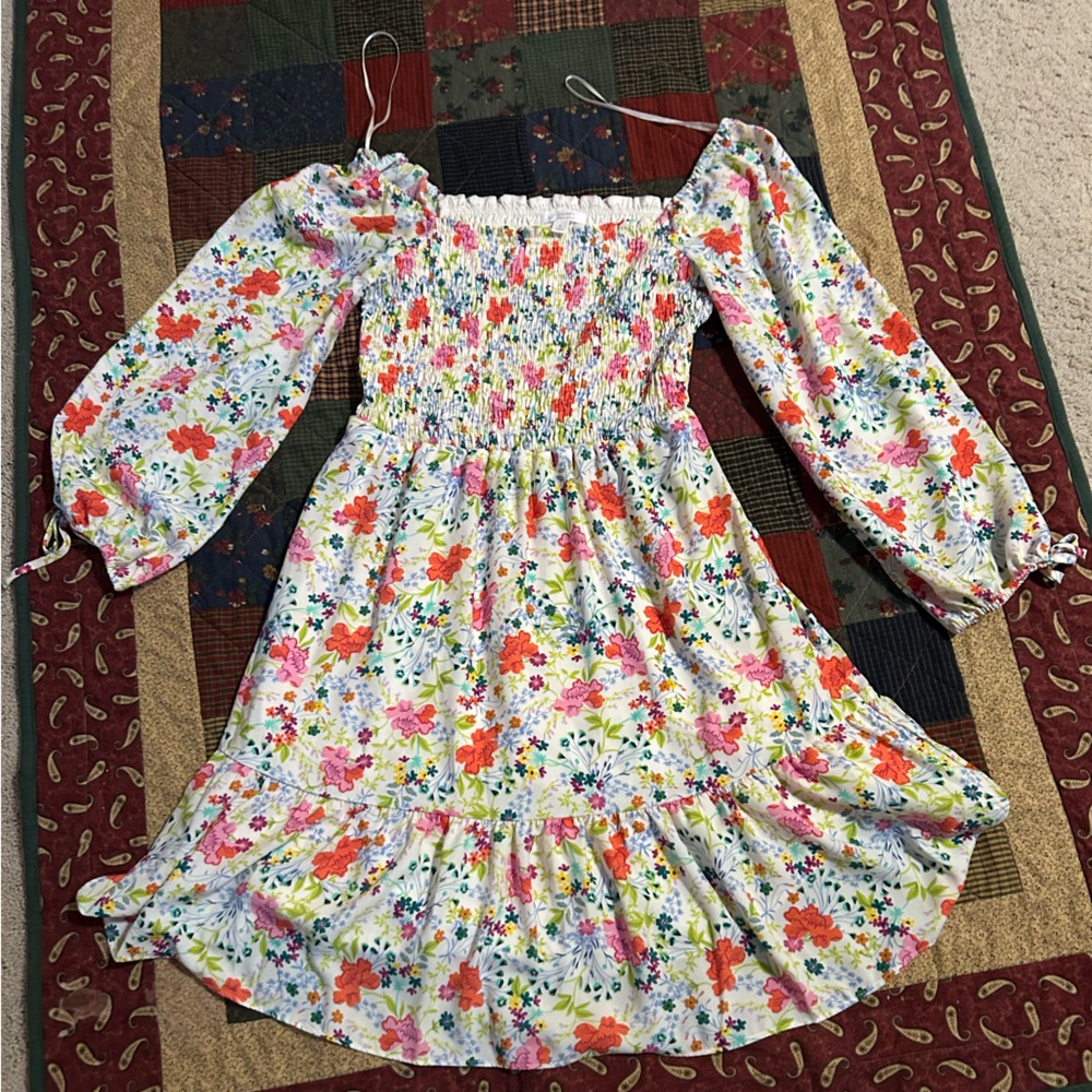 Lauren Conrad Women’s Floral Long Sleeve Dress - Size Small
